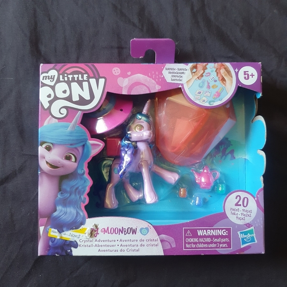 My Little Pony Crystal Adventure Izzy Moonbow – 3-Inch Purple Pony Toy With Surprise Accessories & Bracelet